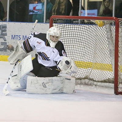 Merek Pipes playing hockey