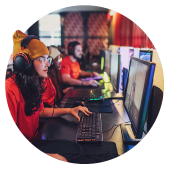 Woman with her Go Challenge event displaying on her computer