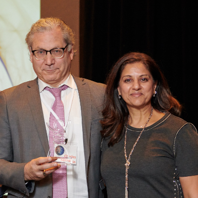 Dr Charles Bernstein reçoit le Prix de leadership de recherche de 2019