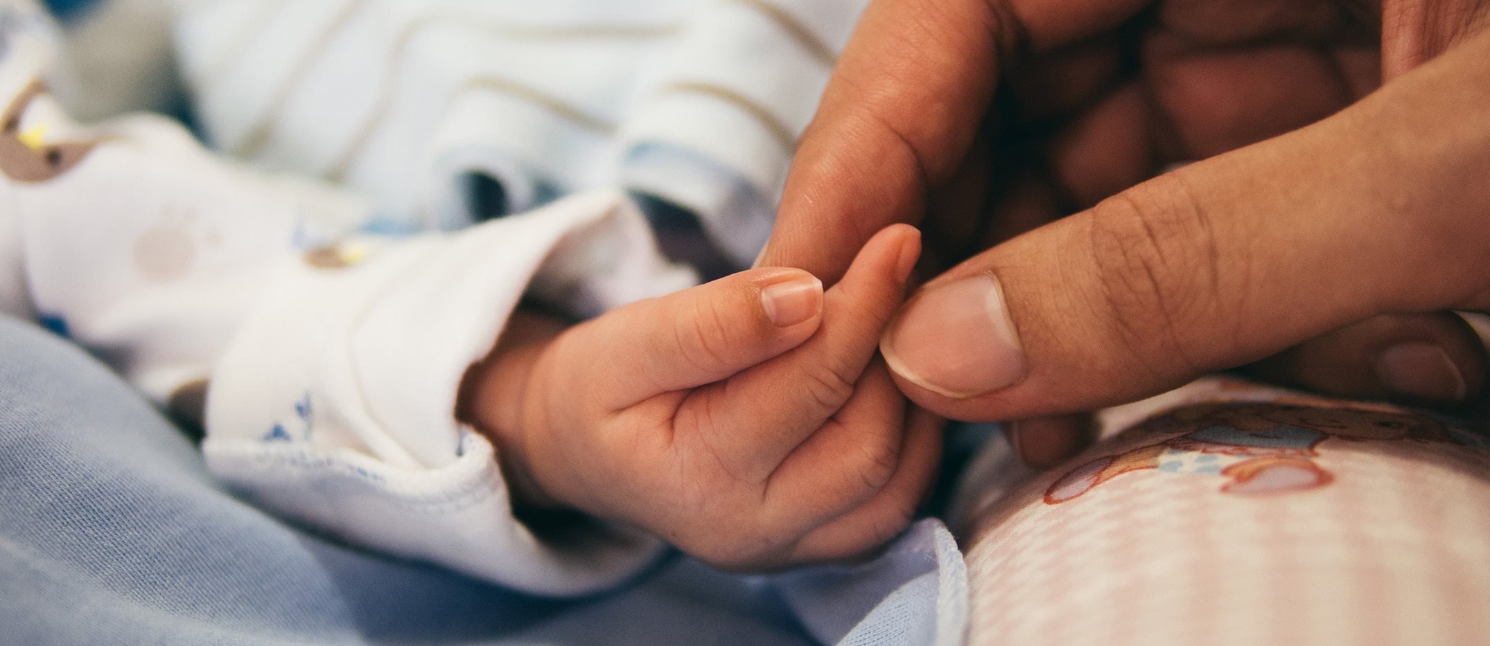 Les premiers soins après l'accouchement